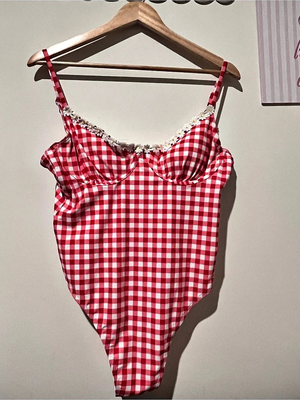No Boundaries One-Piece Swimsuit Gingham One-Piece in Red & White Size Large